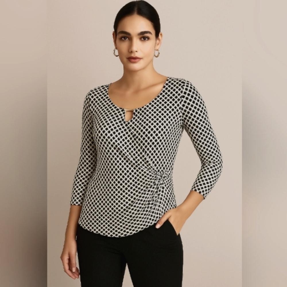 New York & Company Stretch Pullover Top Black White Medium